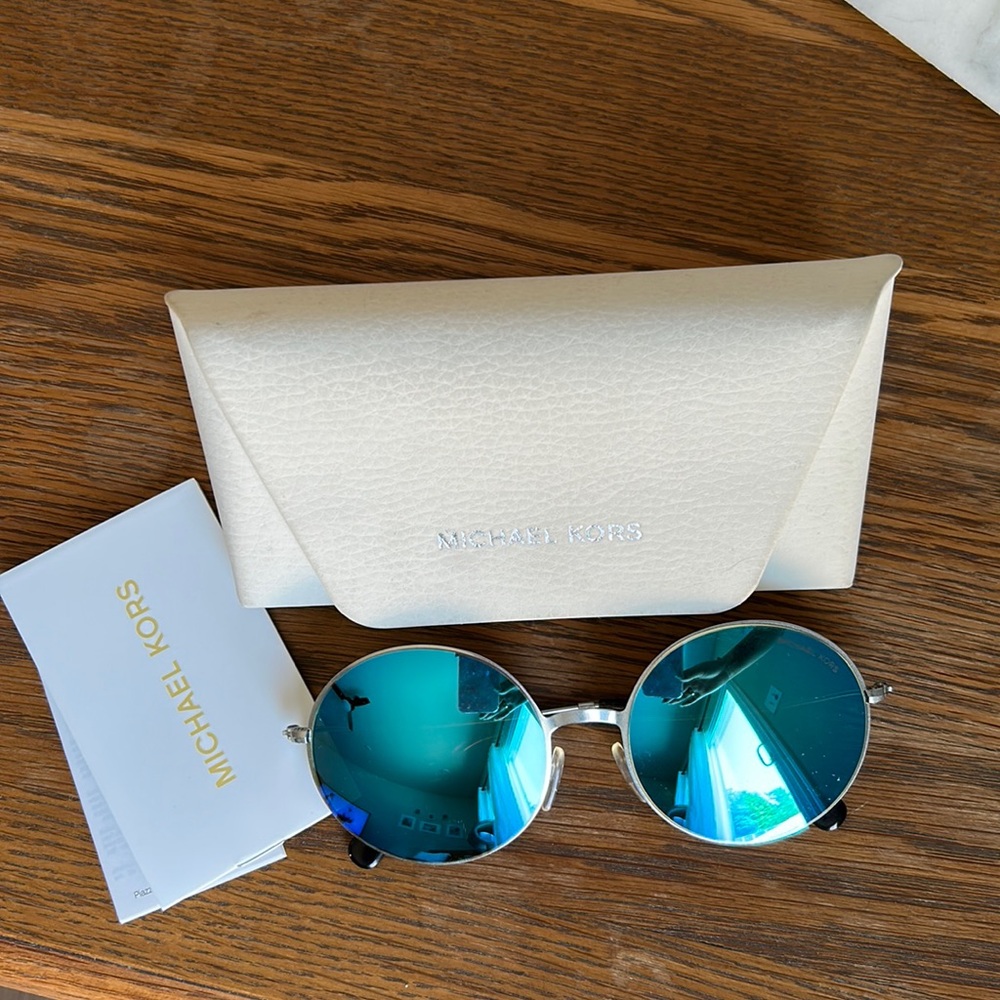 Michael Kors🕶️😎